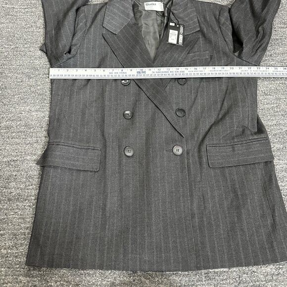 Women's Gray Double-Breasted Blazer - Picture 8 of 11